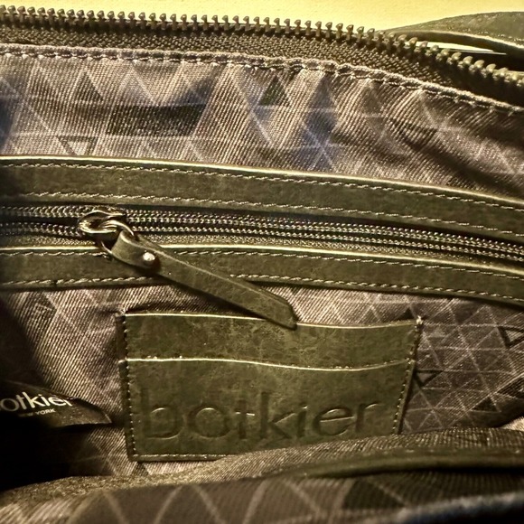 Botkier Warren City‎ Crossbody Bag Black Leather NWT Studded Purse $228 - Picture 5 of 15